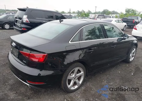 2019 Audi A3 45 Premium z USA, uszkodzony, nr VIN WAUBEGFF5KA079898